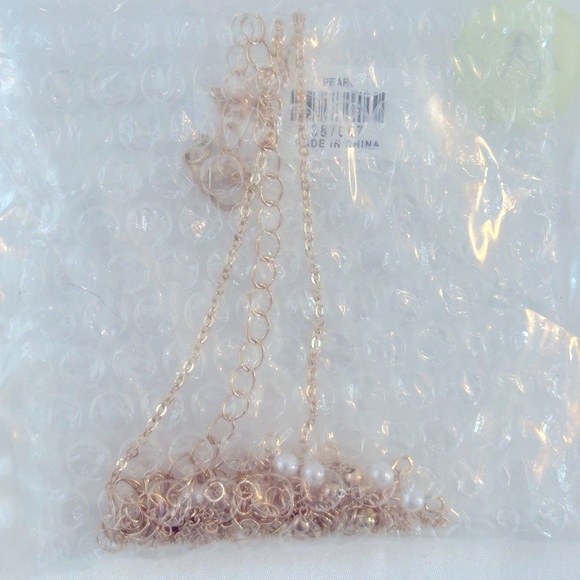 McKenna Pearl Station Waist Chain - Picture 4 of 6